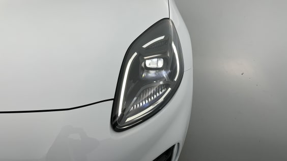 Ford PUMA PUMA 1.0 EcoBoost 125ch mHEV Powershift ST-Line Frozen White