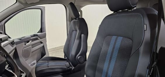 Ford Transit Custom Cabine Approfondie TRANSIT CUSTOM CA 320 L2H1 2.0 ECOBLUE 170 CH BVA8 SPORT Gris Matter