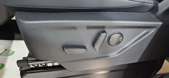 Ford Transit Custom Cabine Approfondie TRANSIT CUSTOM CA 320 L2H1 2.0 ECOBLUE 170 CH BVA8 SPORT Gris Matter