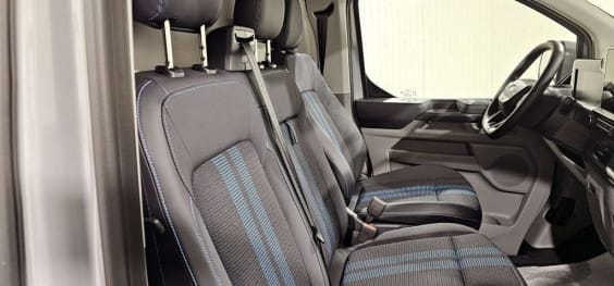 Ford Transit Custom Fourgon TRANSIT CUSTOM FGN 320 L1H1 2.0 ECOBLUE 170 CH BVA8 SPORT Gris Matter