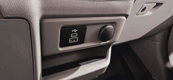 Ford Transit Custom Fourgon TRANSIT CUSTOM FGN 320 L1H1 2.0 ECOBLUE 170 CH BVA8 SPORT Blanc Glacier