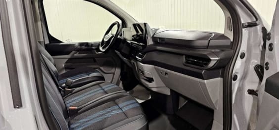 Ford Transit Custom Fourgon TRANSIT CUSTOM FGN 320 L1H1 2.0 ECOBLUE 170 CH BVA8 SPORT Gris Matter