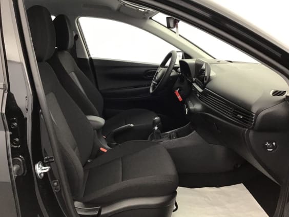 Hyundai i20 NG Smart 1.2 ESS 79 Noir Phantom