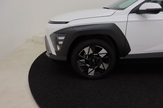 Hyundai KONA Feel  1.6 Gdi HEV 6DCT White