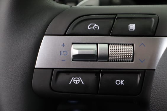 Hyundai Tucson FEEL 1,6 T-GDI 252 HP A6 PHEV 2WD Black