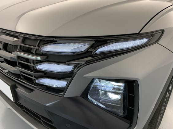 Hyundai Tucson 1.6 T-GDI 239 Hybrid BVA6 Creative Shimmering Silver