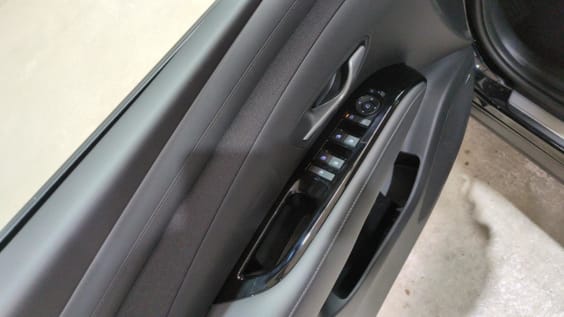 Hyundai Tucson Tucson 1.6 T-GDI 239 Hybrid BVA6 Creative Abyss Black