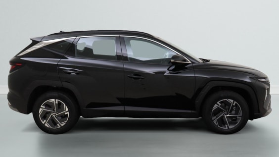 Hyundai Tucson FEEL 1,6 T-GDI 252 HP A6 PHEV 2WD Black