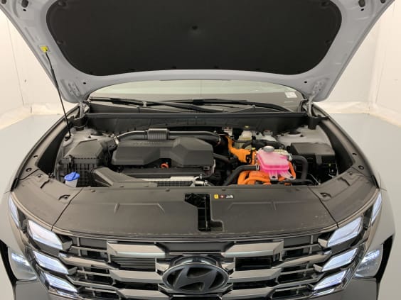 Hyundai Tucson 1.6 T-GDI 239 Hybrid BVA6 Creative Shimmering Silver