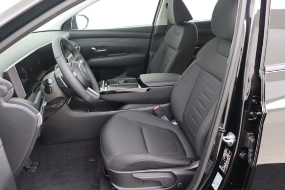 Hyundai Tucson FEEL 1,6 T-GDI 252 HP A6 PHEV 2WD Black