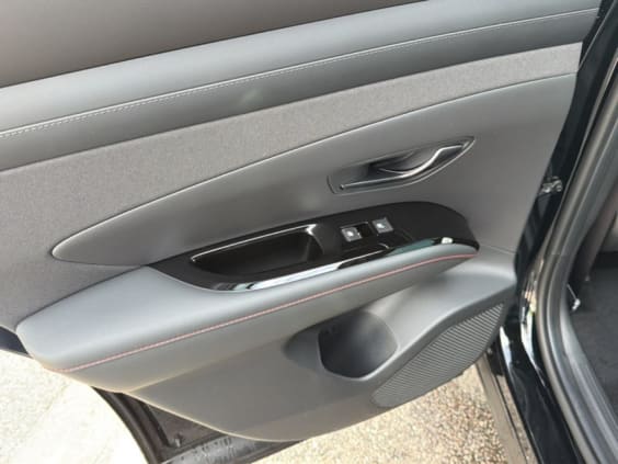 Hyundai Tucson 1.6 t-gdi 239 hybrid n line executive Noir