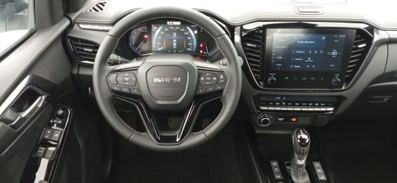 Isuzu D-MAX 1.9 4X4 SPACE CAB N60 NSPORT  AT SPLASH WHITE