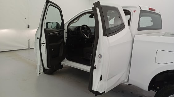 Isuzu D-MAX 1.9 4X4 SPACE CAB N60 B.B+  AT SPLASH WHITE