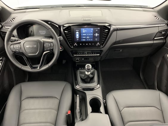 Isuzu D-MAX 1.9 4X4 SPACE CAB N60 NSPORT MT SPLASH WHITE