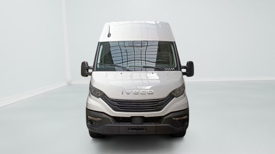 Iveco Daily 35S16 2.3 V12 156CV Blanc