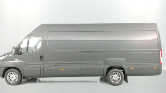 Iveco Daily Daily 35S16A8 4100 2.3 156ch 16m³ Hi-Matic Noir