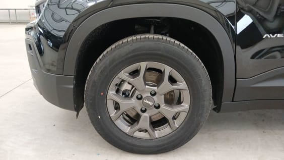 Jeep Avenger Avenger 1.2 Turbo T3 110 ch e-Hybrid BVR6 Longitude Volcano