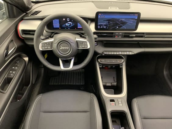 Jeep Avenger 1.2 Turbo T3 110 ch e-Hybrid BVR6 Summit Stone