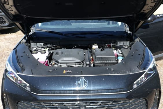 MG EHS 1.5 Hybrid+ 224 ch Luxury Noir