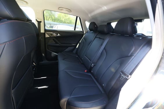 MG EHS 1.5 Hybrid+ 224 ch Luxury Noir