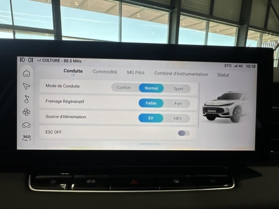 MG EHS 1.5T PHEV 272 ch Luxury Blanc