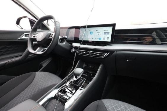 MG EHS 1.5 Hybrid+ 224 ch Comfort Noir