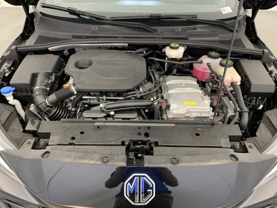 MG MG3 1.5 L Hybrid+ 195 ch Standard Pebble Black