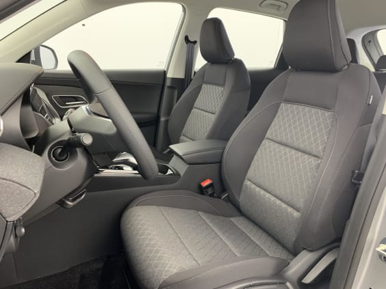 MG ZS 1.5 L Hybrid+ 197 ch Standard Cosmic Silver 