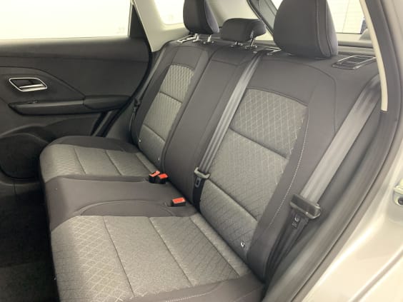 MG ZS 1.5 L Hybrid+ 197 ch Standard Cosmic Silver 