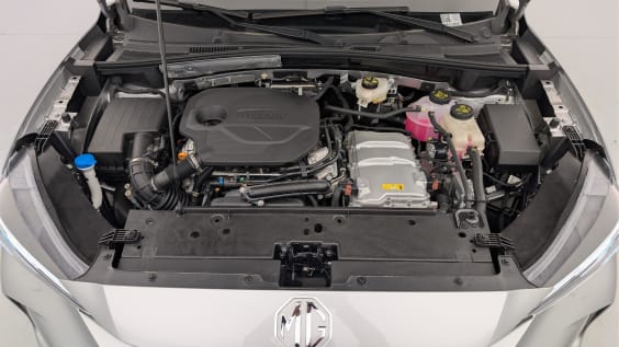 MG ZS 1.5 L Hybrid+ 197 ch Comfort Cosmic Silver 