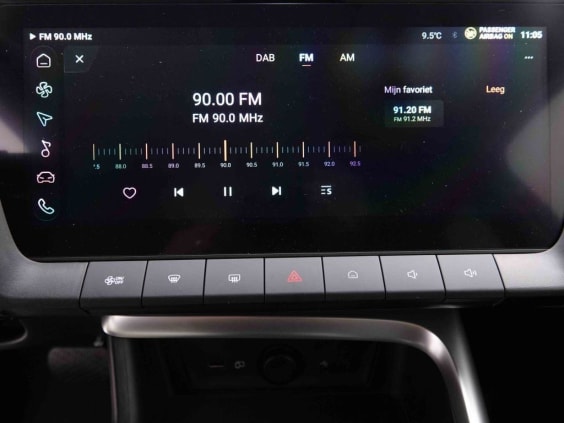 MG ZS HYBRID+ 194 LUXURY Gris