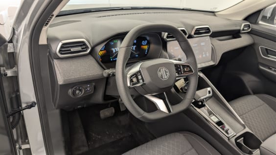 MG ZS 1.5 L Hybrid+ 197 ch Comfort Cosmic Silver 