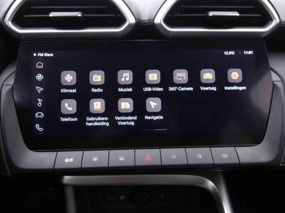 MG ZS HYBRID+ 194 LUXURY Blanc