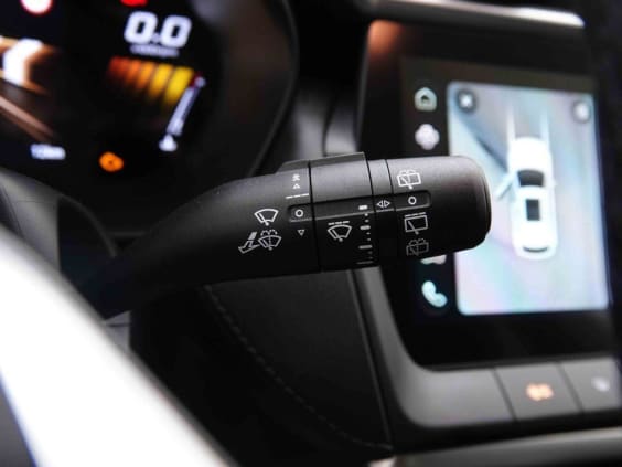 MG ZS HYBRID+ 194 LUXURY Argent