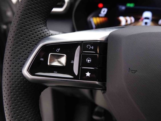 MG ZS HYBRID+ 194 LUXURY Argent