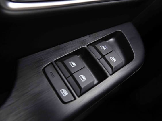 MG ZS HYBRID+ 194 LUXURY Gris