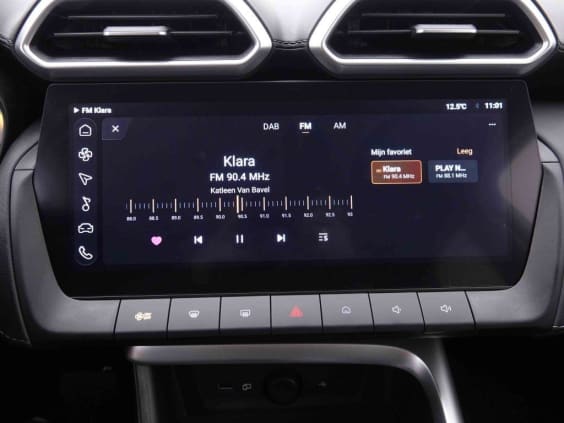 MG ZS HYBRID+ 194 LUXURY Blanc