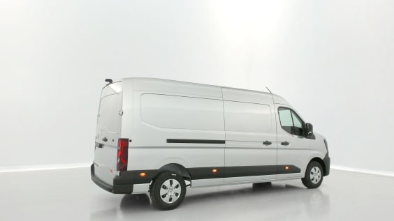 Nissan Interstar Interstar III L3H2 3t5 2.0 dCi 150ch Tekna Gris Etoile