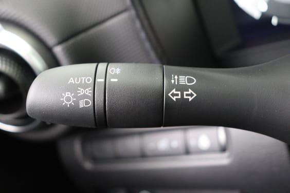 Nissan JUKE HYBRID 143 N-CONNECTA Blanc Nacré 