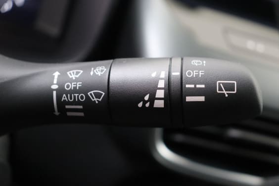 Nissan JUKE HYBRID 143 N-CONNECTA Gris Squale