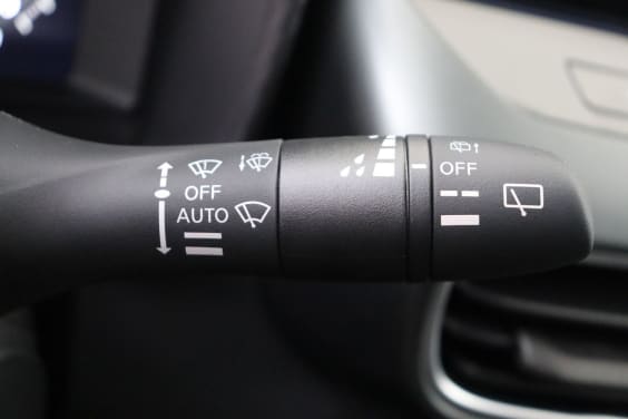 Nissan JUKE HYBRID 143 N-CONNECTA Blanc Nacré 
