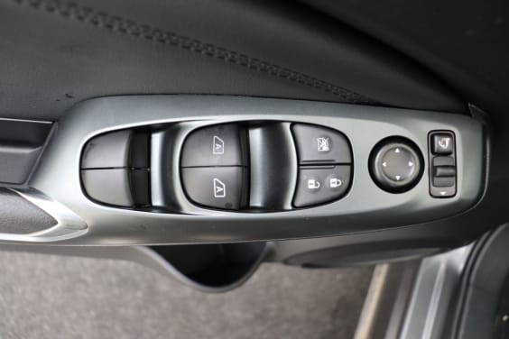 Nissan JUKE HYBRID 143 N-CONNECTA Gris Squale
