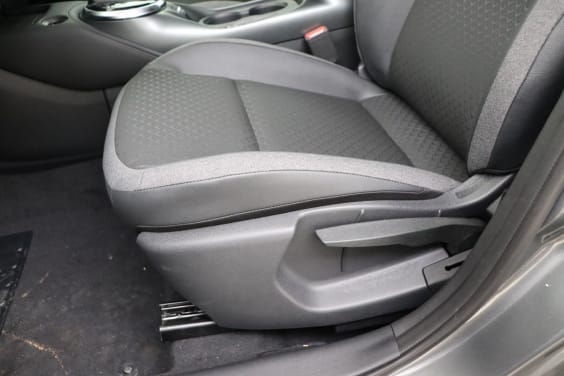 Nissan JUKE HYBRID 143 N-CONNECTA Gris Squale