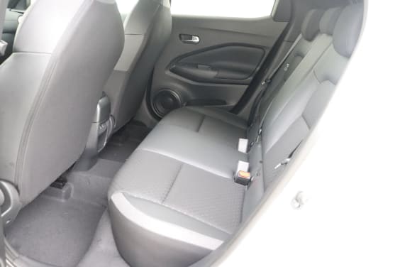 Nissan JUKE HYBRID 143 N-CONNECTA Blanc Nacré 