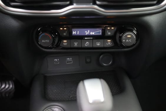 Nissan JUKE HYBRID 143 N-CONNECTA Blanc Nacré 