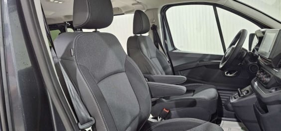 Nissan PRIMASTAR COMBI Primastar Combi L1H1 3.0t 2.0 dCi 170 S/S BVA9 Tekna Gris Comète