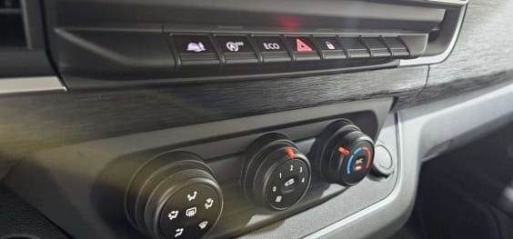 Nissan PRIMASTAR COMBI Primastar Combi L1H1 3.0t 2.0 dCi 170 S/S BVA9 Tekna Gris Comète