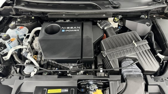 Nissan QASHQAI Qashqai III e-POWER 190ch Tekna Noir Métallisé / Toit Gris Squale
