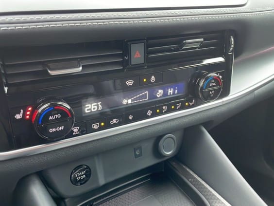 Nissan QASHQAI Qashqai Hybrid e-Power Gen3 205 ch N-Connecta Noir Perle Metal