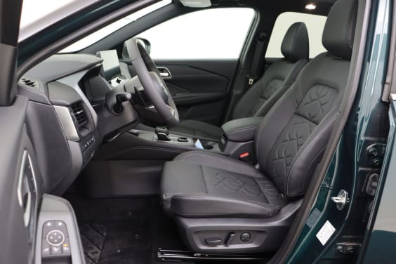Nissan QASHQAI 1.3 DIG-T MHEV 158 HP AT 4WD Green